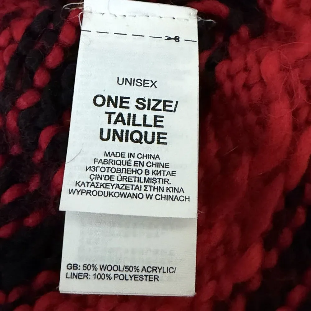 The North Face Cable Knit Beanie One Size Red And Black Winter Hat